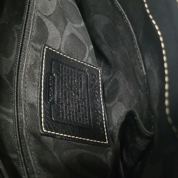 Vintage Coach leather purse - Picture 12 of 16